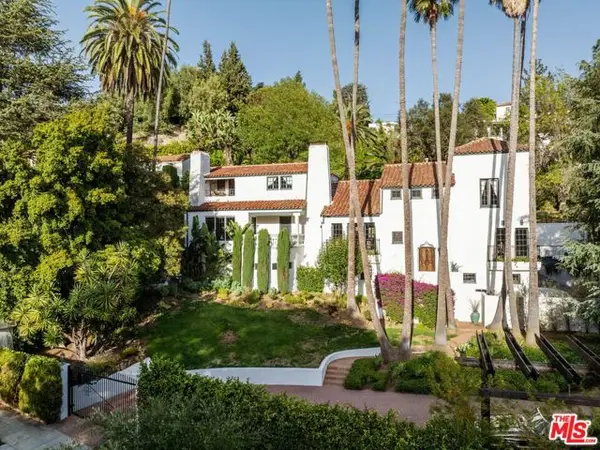 2556 Aberdeen Avenue, Los Angeles, CA 90027
