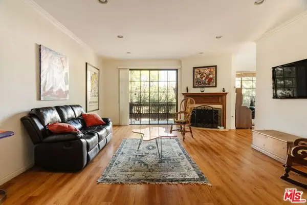 10336 Almayo Avenue #302, Los Angeles, CA 90064