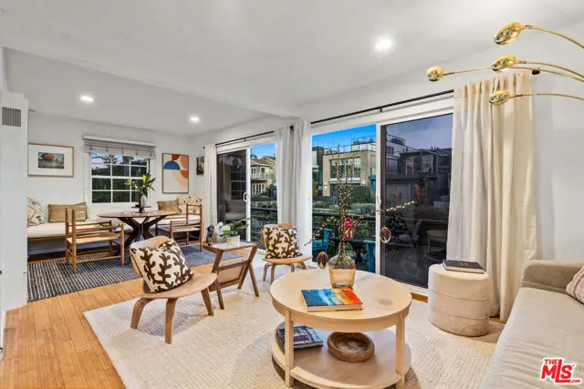 225 Carroll Canal, Venice, CA 90291 - #2