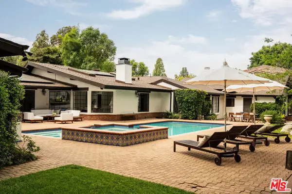 4860 Vanalden Avenue, Tarzana (los Angeles), CA 91356