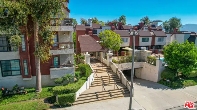 230 Bethany Road #120, Burbank, CA 91504 - #1