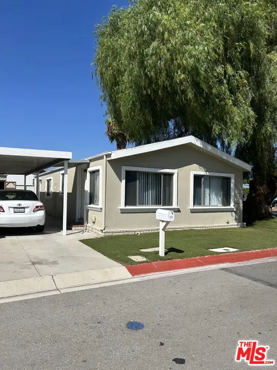 257 Las Brisas Circle, Pomona, CA 91768