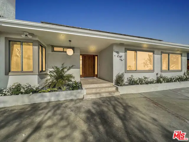 5810 S Halm Avenue, Los Angeles, CA 90056 - #2