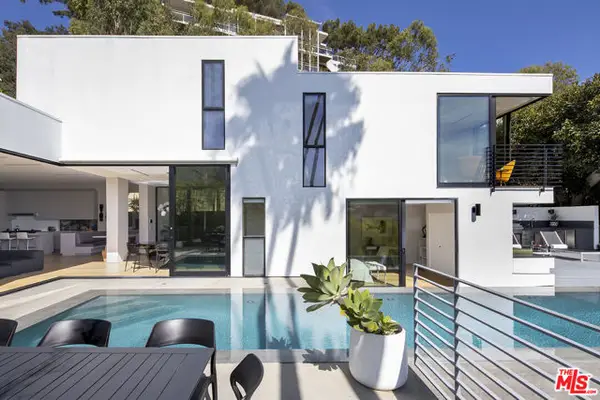 1517 Oriole Lane, Los Angeles, CA 90069