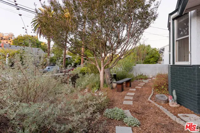 3822 York Boulevard, Los Angeles, CA 90065 - #3