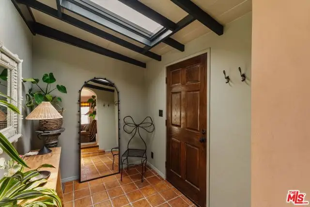 2380 Lake View Avenue, Los Angeles, CA 90039 - #2