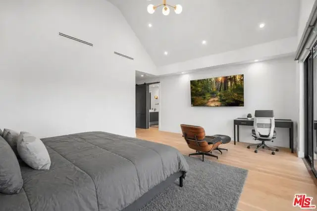 3932 Glencoe Avenue, Venice, CA 90291 - #3