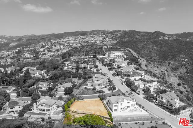 16810 Glynn Drive, Pacific Palisades, CA 90272 - #3