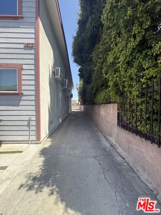 1273 W 36th Place, Los Angeles, CA 90007 - #2