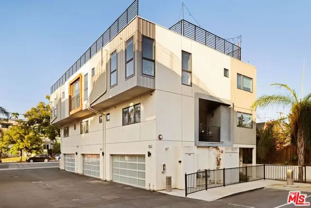 2920 Rowena Avenue #3, Los Angeles, CA 90039 - #2