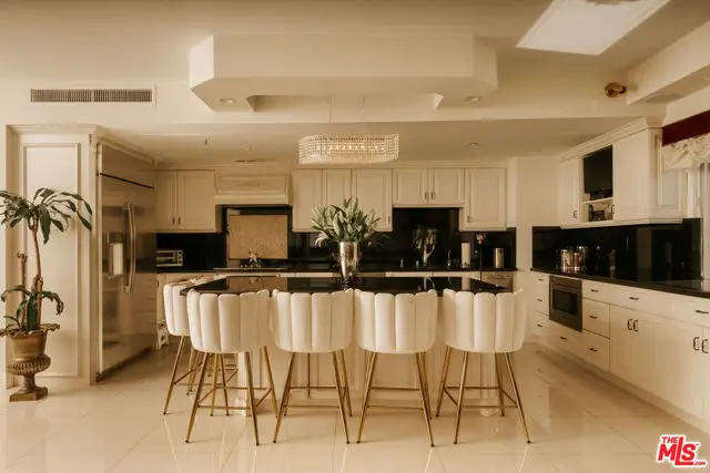 10450 Wilshire Boulevard #4J, Los Angeles, CA 90024 - #1