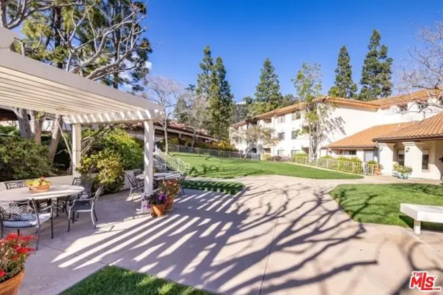 501 Palisades Drive #103, Pacific Palisades, CA 90272 - #2