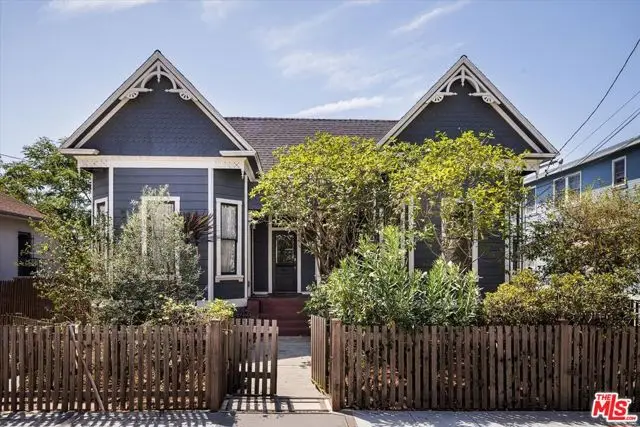 1334 Calumet Avenue, Los Angeles, CA 90026 - #1