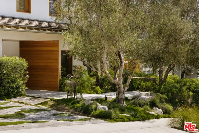 3062 Queensbury Drive, Los Angeles, CA 90064 - #3
