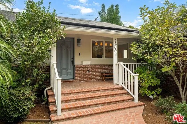 3200 Stoner Avenue, Los Angeles, CA 90066 - #3