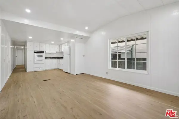 11250 Playa Street #16 1/2, Culver City, CA 90230