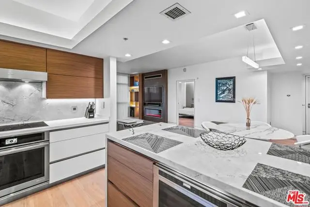 13700 Marina Pointe Drive #617, Marina Del Rey, CA 90292 - #3