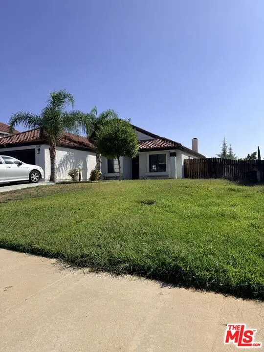 11692 Hummingbird Place, Moreno Valley, CA 92557