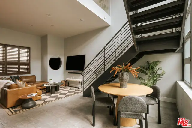 1524 11th Street #E, Santa Monica, CA 90401 - #2