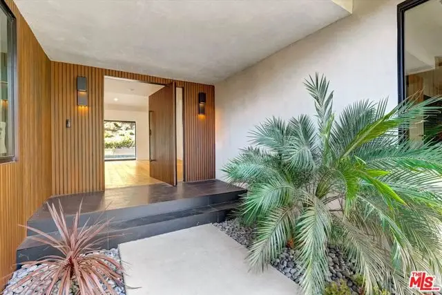 3855 Corbin Avenue, Tarzana, CA 91356 - #3