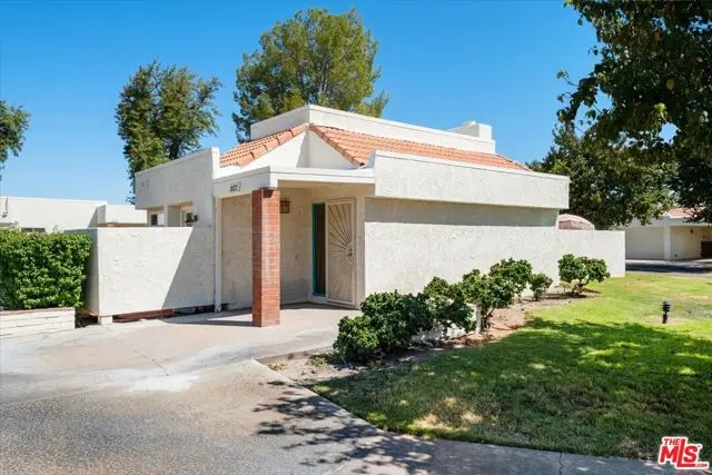 1527 Spyglass Plaza, Palm Springs, CA 92264 - #1