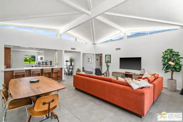 344 E Avenida Granada, Palm Springs, CA 92264 - #2