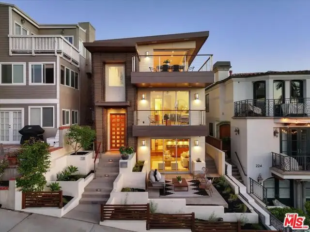 228 31st Street, Manhattan Beach, CA 90266 - #1