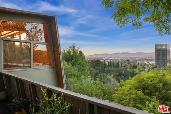3580 Multiview Drive, Los Angeles, CA 90068