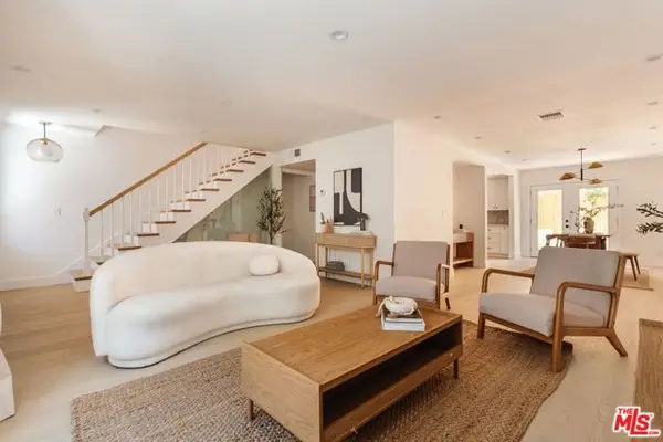 1337 Centinela Avenue #2, Santa Monica, CA 90404