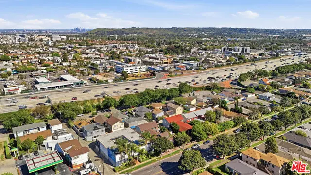 3818 Sawtelle Boulevard, Los Angeles, CA 90066 - #2