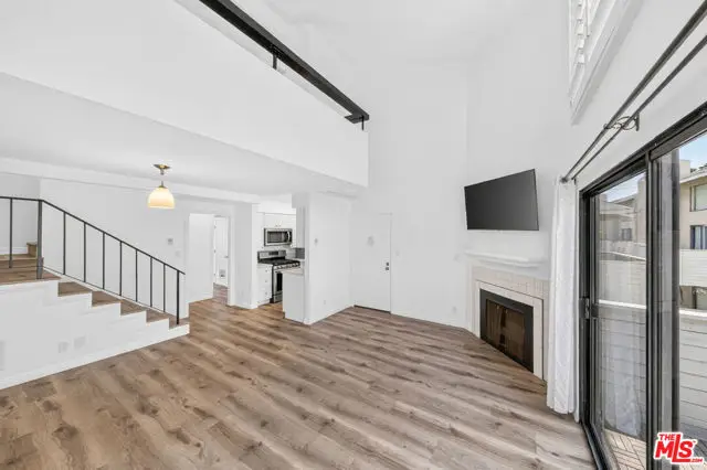 10521 National Boulevard #214, Los Angeles, CA 90034 - #3