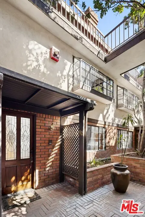 202 San Vicente Boulevard #12, Santa Monica, CA 90402 - #3