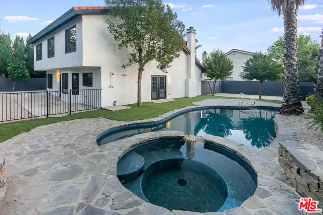 10649 Willowbrae Avenue, Chatsworth, CA 91311 - #2