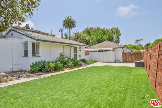 1817 17th Street, Santa Monica, CA 90404 - #2