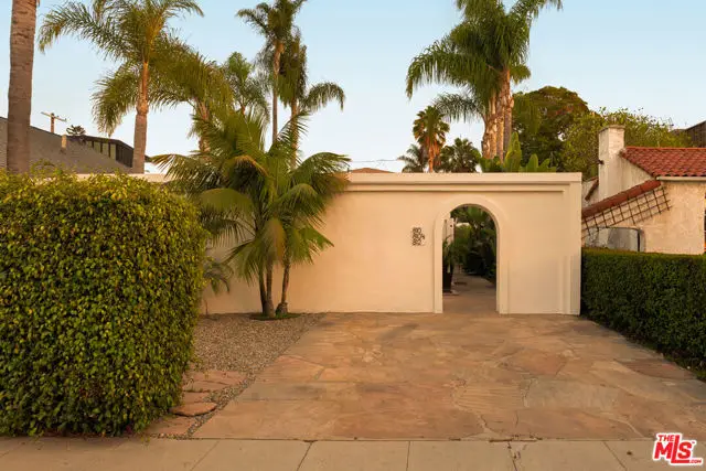 810 Indiana Avenue, Venice, CA 90291 - #1