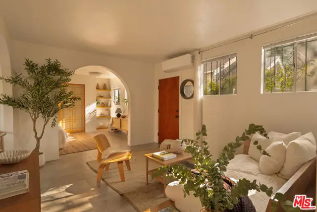 810 Indiana Avenue, Venice, CA 90291 - #3