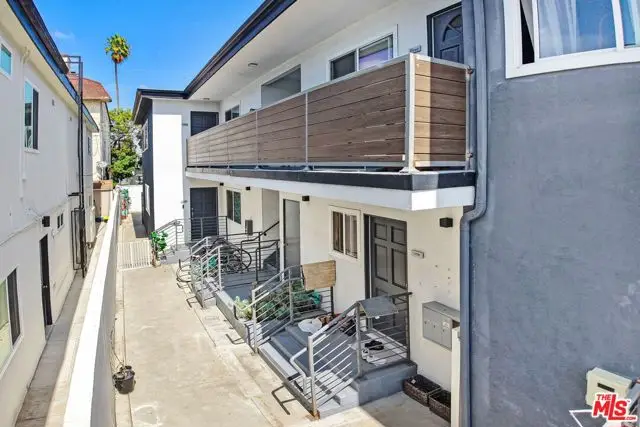 12441 Gilmore Avenue, Los Angeles, CA 90066 - #3