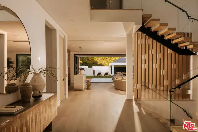 716 N Bedford Drive, Beverly Hills, CA 90210 - #3