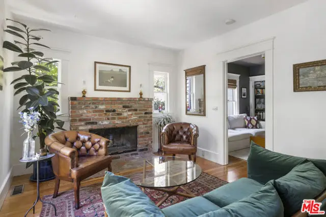 1644 Maltman Avenue, Los Angeles, CA 90026 - #1