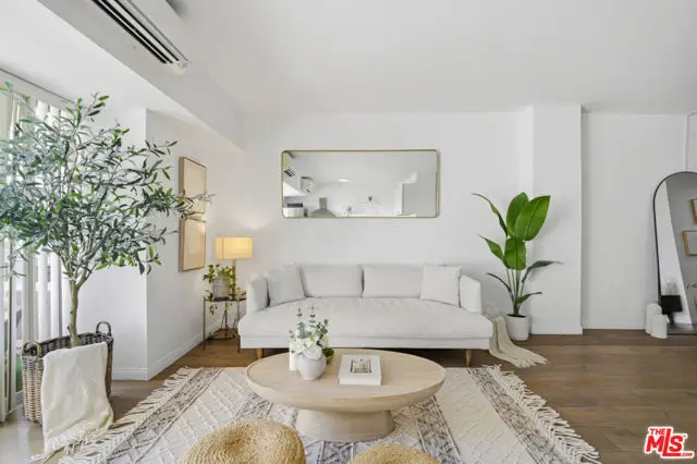 999 N Doheny Drive #205, West Hollywood, CA 90069 - #3