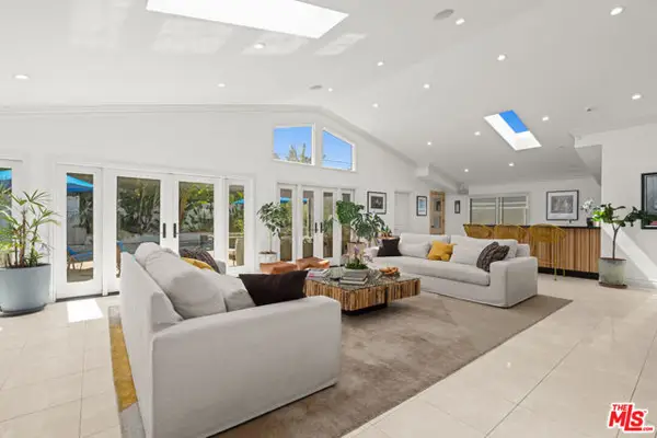 14236 Margate Street, Sherman Oaks, CA 91401
