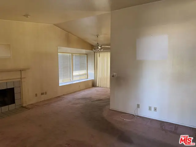 27854 Crookshank Drive, Santa Clarita, CA 91350 - #3