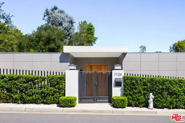 1124 Summit Drive, Beverly Hills, CA 90210 - #1