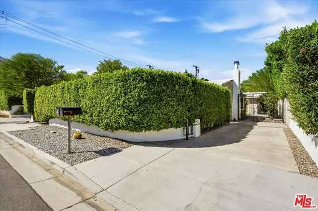 1328 E Camino Primrose, Palm Springs, CA 92264 - #2