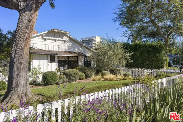 4858 Matilija Avenue, Sherman Oaks, CA 91423 - #1