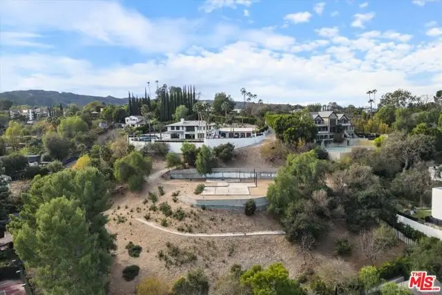 17229 Oak View Drive, Encino, CA 91316 - #2