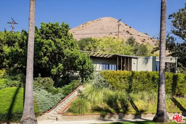 1011 W Mountain Street, Glendale, CA 91202