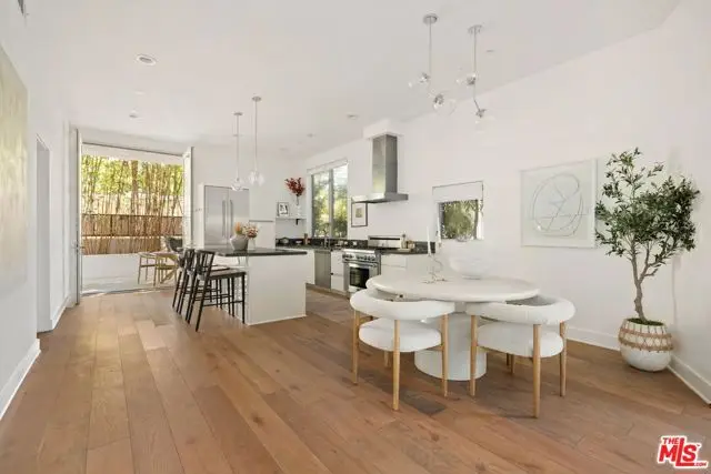 616 N Croft Avenue #2, West Hollywood, CA 90048 - #3