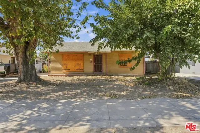 528 S D Street, Exeter, CA 93221 - #1
