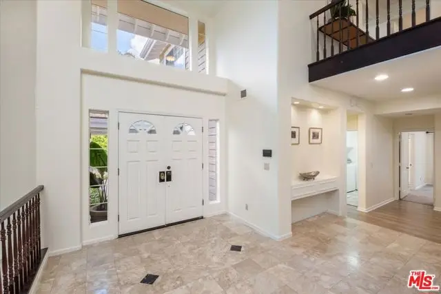 22322 Cairnloch Street, Calabasas, CA 91302 - #3